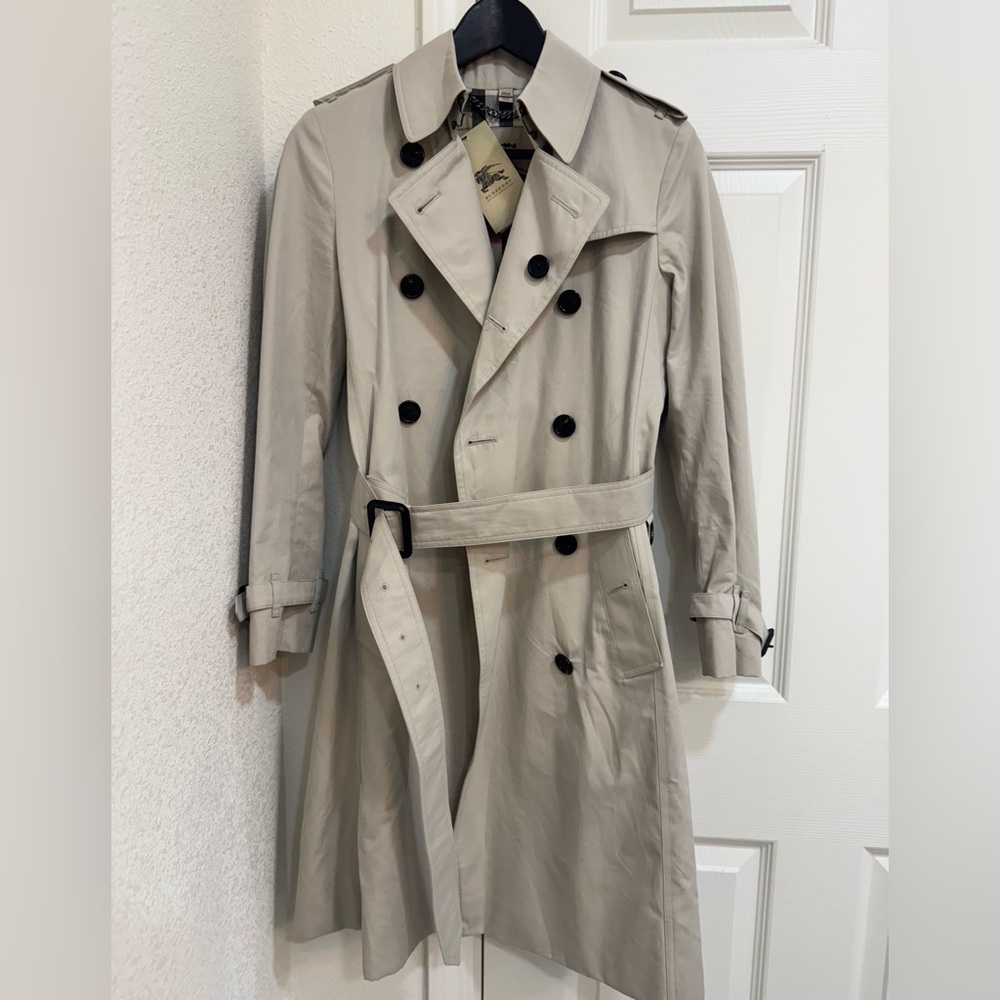 Sand Kensington Burberry Trench Coat